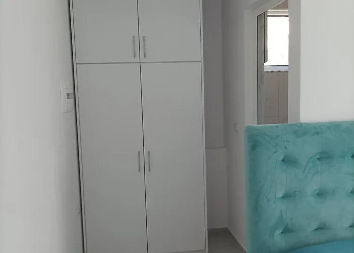 Alket For Rent * Sarandë